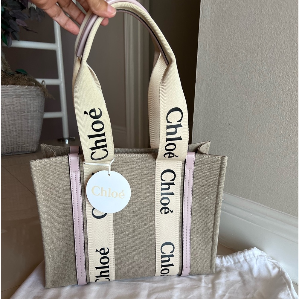 Chloe Medium Woody Tote Bag